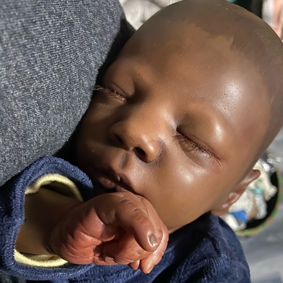 **Reserve** Realborn Reborn Baby Dominic - Picture 4 of 9